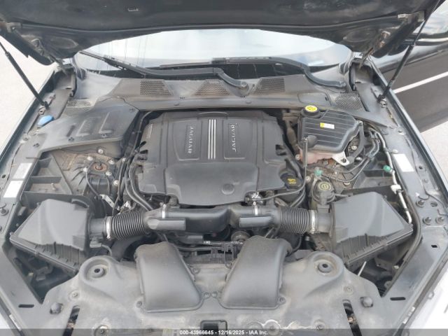 2015 JAGUAR XJ SAJWJ1CD5F8V83799 Photo 9