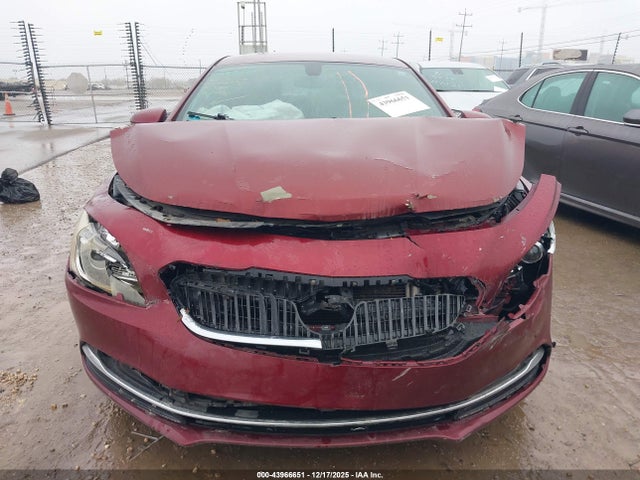 1G4ZP5SS0HU165190 Buick Lacrosse Essence