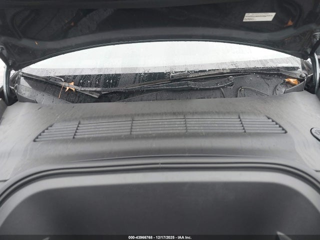 2023 TESLA MODEL Y 7SAYGDEF5PF947682 Photo 9