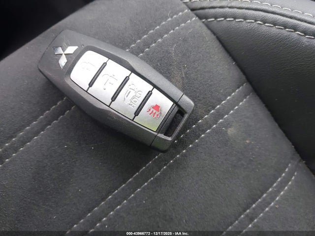 2023 MITSUBISHI OUTLANDER PHEV JA4T5UA97PZ036562 Photo 10