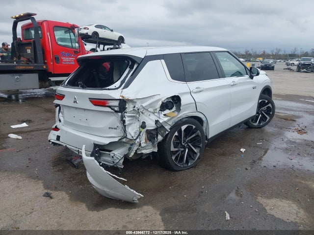 2023 MITSUBISHI OUTLANDER PHEV JA4T5UA97PZ036562 Photo 3