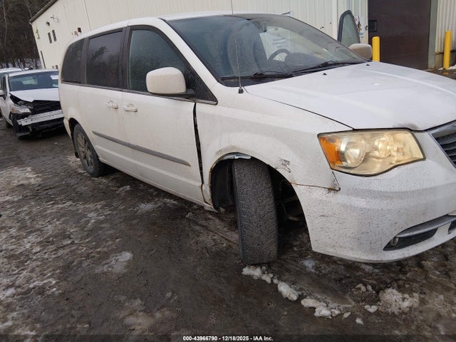 2014 CHRYSLER TOWN & COUNTRY 2C4RC1HG4ER364215 Photo 5