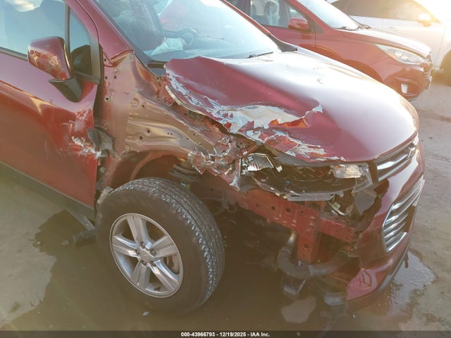 2022 CHEVROLET TRAX KL7CJNSM0NB503401 Photo 5