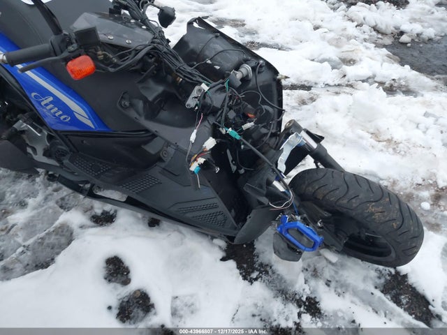L5YTCLFE3R1114566 Znen Scooter