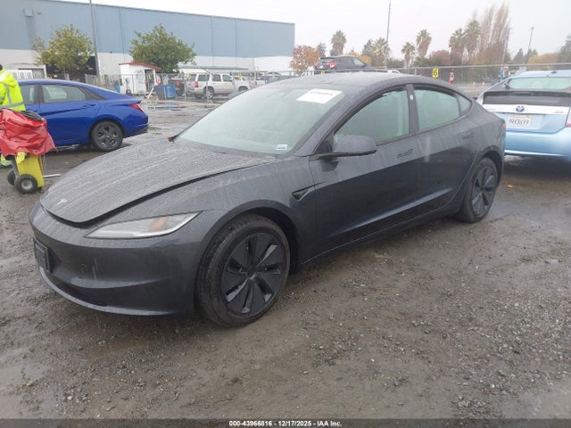2025 TESLA MODEL 3 5YJ3E1EA1SF039495 Photo 1