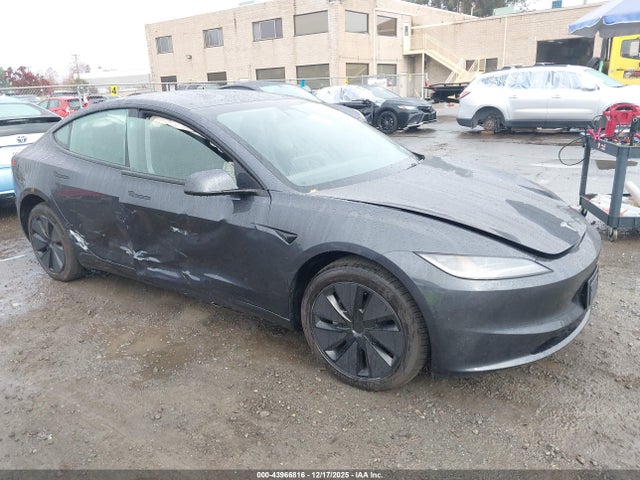 2025 TESLA MODEL 3 5YJ3E1EA1SF039495 Photo 5
