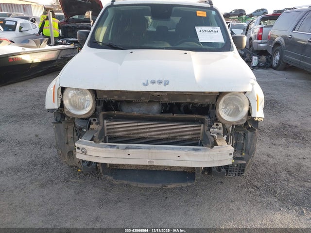 Продаж на аукціоні авто 2018 Jeep Renegade Latitude Fwd, vin: ZACCJABB6JPH77101, номер лоту: 43966864