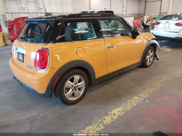 2015 MINI HARDTOP WMWXM5C54FT940331 Photo 3