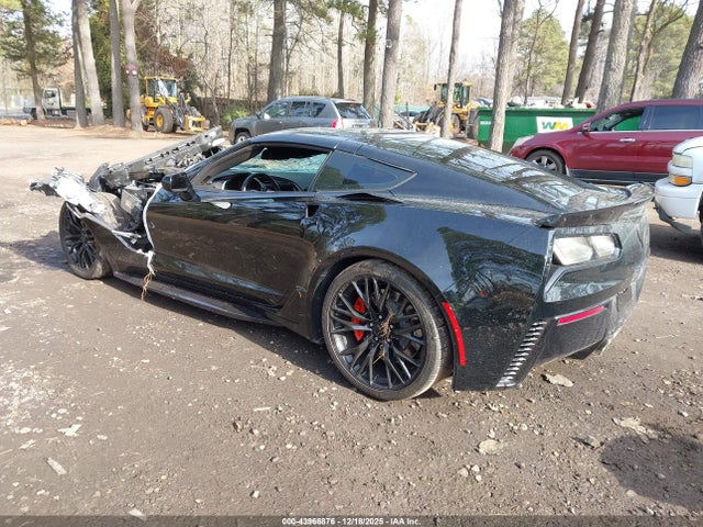 2019 CHEVROLET CORVETTE 1G1YP2D69K5605495 Photo 2