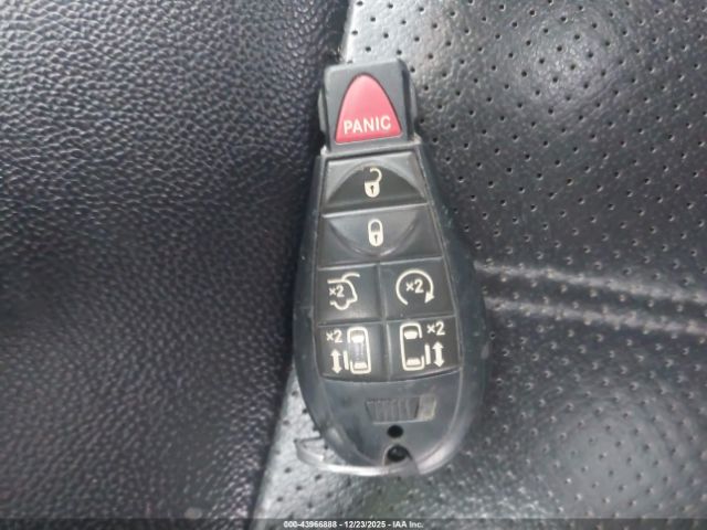 2011 CHRYSLER TOWN & COUNTRY 2A4RR8DG6BR802591 Photo 10