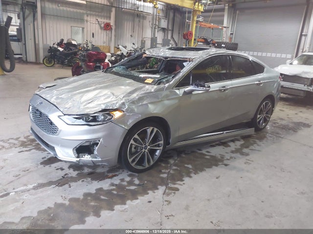 Ford Fusion Titanium 2020 3FA6P0K98LR137134 Image 2