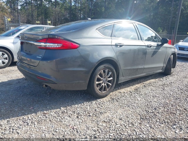 Ford FUSION S 2017 3FA6P0G70HR109682 Image 4