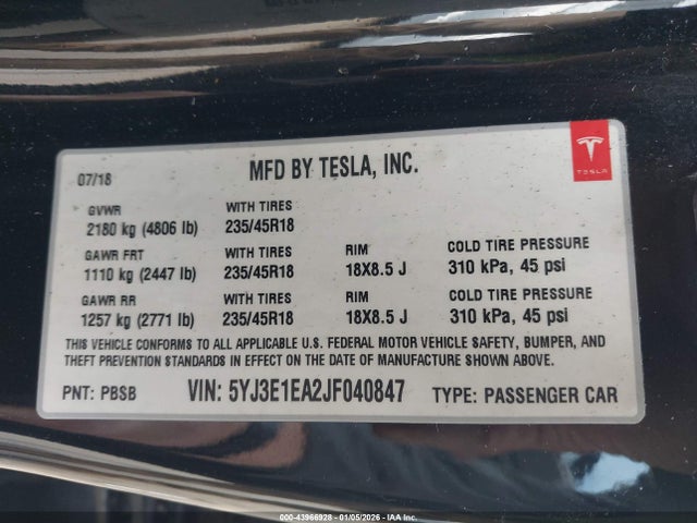 2018 TESLA MODEL 3 5YJ3E1EA2JF040847 Photo 8