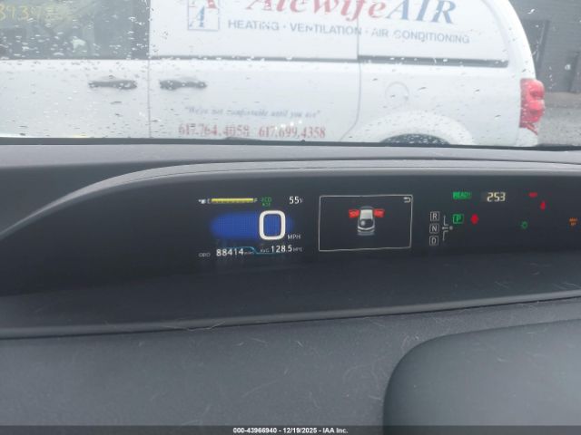 2017 TOYOTA PRIUS PRIME JTDKARFP9H3047567 Photo 6