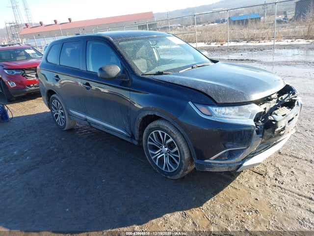 2018 MITSUBISHI OUTLANDER JA4AZ3A31JJ002737 Photo 0