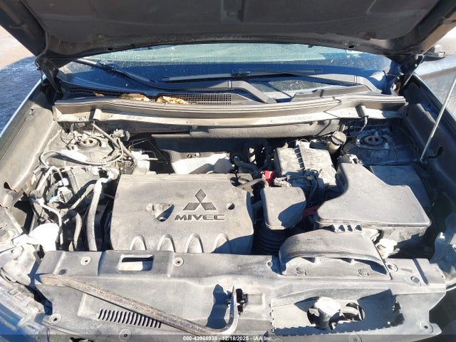 2018 MITSUBISHI OUTLANDER JA4AZ3A31JJ002737 Photo 9