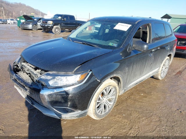 2018 MITSUBISHI OUTLANDER JA4AZ3A31JJ002737 Photo 1