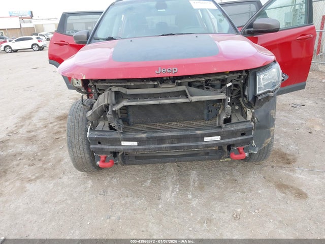 43966972 :رقم المزاد ، 3C4NJDDB1KT712934 vin ، 2019 Jeep Compass Trailhawk 4x4 مزاد بيع
