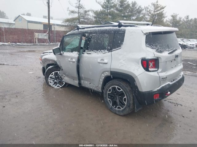 2017 JEEP RENEGADE ZACCJBCB5HPE92159 Photo 2