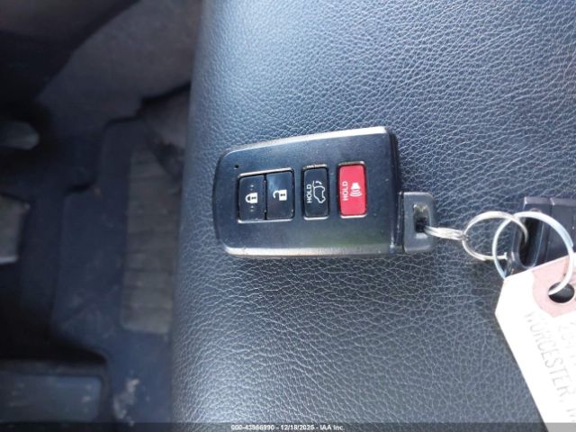 2017 TOYOTA RAV4 JTMJFREV8HJ170382 Photo 10