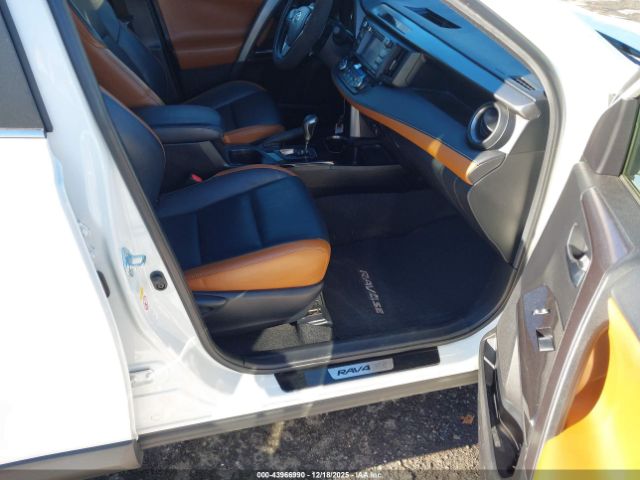 2017 TOYOTA RAV4 JTMJFREV8HJ170382 Photo 4