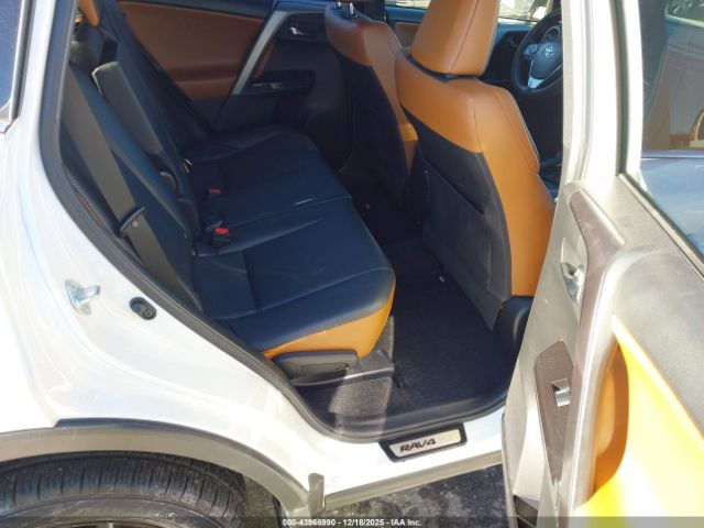 2017 TOYOTA RAV4 JTMJFREV8HJ170382 Photo 7