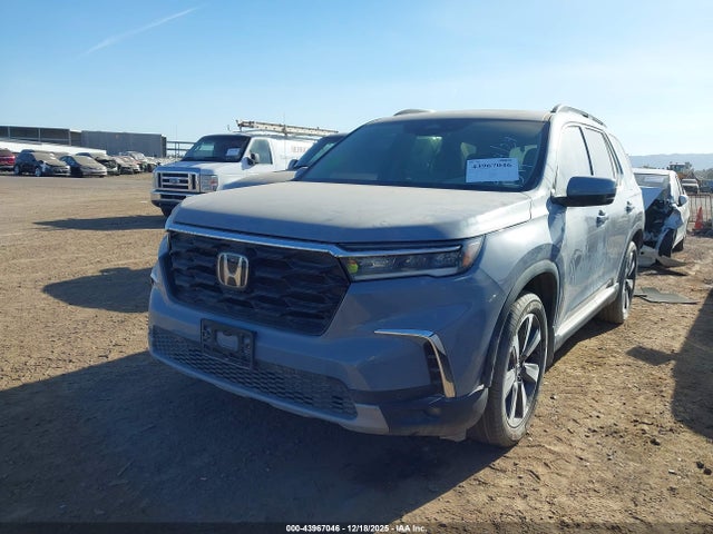 Honda Pilot 2wd Touring 2023 5FNYG2H71PB011399 Image 2