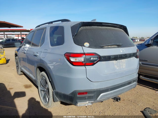Honda Pilot 2wd Touring 2023 5FNYG2H71PB011399 Image 3