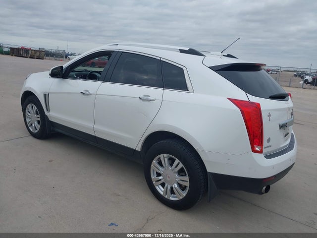 2015 CADILLAC SRX 3GYFNBE32FS531125 Photo 2