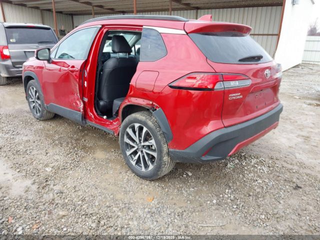 2022 TOYOTA COROLLA CROSS 7MUDAABG8NV006847 Photo 2