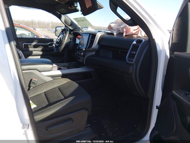 43967148 :رقم المزاد ، 1C6RRFFG5SN601289 vin ، 2025 Ram 1500 Big Horn  4x4 5'7 Box مزاد بيع