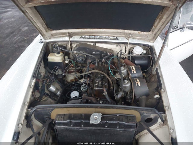 1974 MG MGB GHN5UE365431G Photo 9