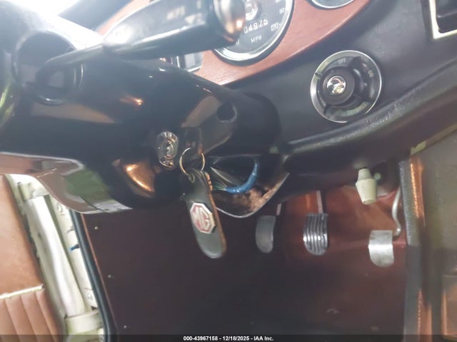 1974 MG MGB GHN5UE365431G Photo 10