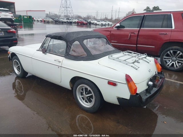 1974 MG MGB GHN5UE365431G Photo 2