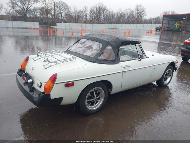 1974 MG MGB GHN5UE365431G Photo 3