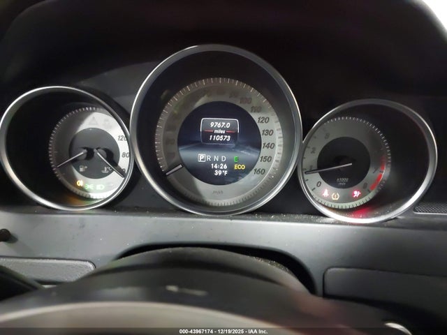 2014 Mercedes-benz C 300 Sport 4matic მანქანა იყიდება აუქციონზე, vin: WDDGF8ABXER314615, აუქციონის ნომერი: 43967174