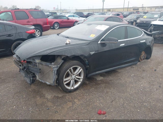 2013 TESLA MODEL S 5YJSA1CPXDFP06646 Photo 1