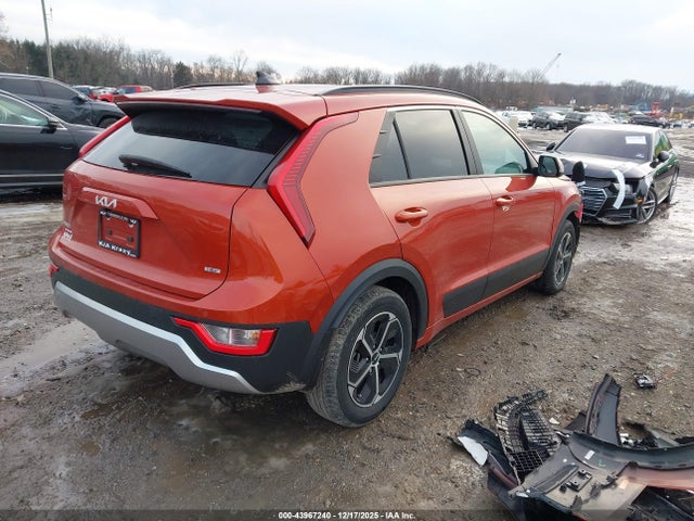2023 KIA NIRO KNDCR3LE2P5108466 Photo 3