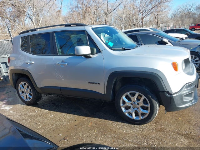 2015 Jeep Renegade Latitude მანქანა იყიდება აუქციონზე, vin: ZACCJBBT8FPB37011, აუქციონის ნომერი: 43967286