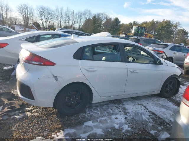 KMHC65LC9KU164658 Hyundai Ioniq Hybrid Blue