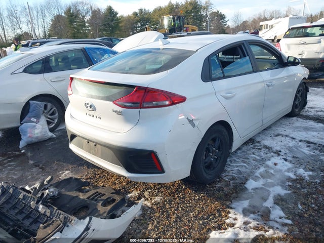 KMHC65LC9KU164658 Hyundai Ioniq Hybrid Blue