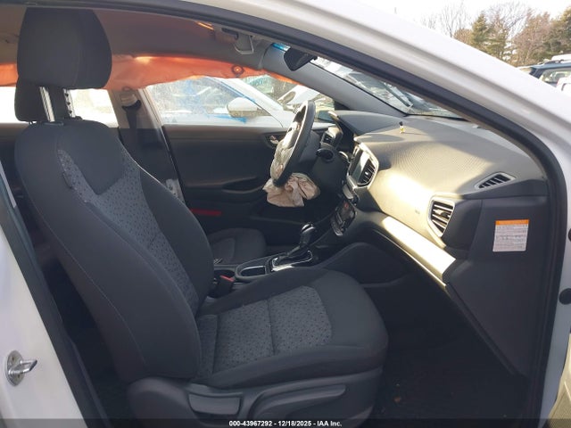 KMHC65LC9KU164658 Hyundai Ioniq Hybrid Blue