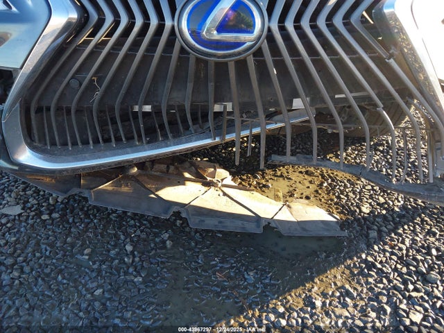 Lexus ES 300H 2019 JTHB21B11K2032637 Image 20
