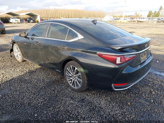 Lexus ES 300H 2019 JTHB21B11K2032637 Image 3