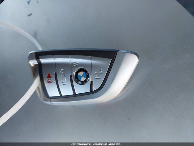 2015 BMW I3 WBY1Z4C57FV504497 Photo 10