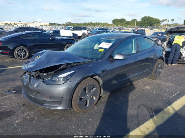 2023 Tesla Model 3 Rear-wheel Drive მანქანა იყიდება აუქციონზე, vin: 5YJ3E1EA8PF395322, აუქციონის ნომერი: 43967389