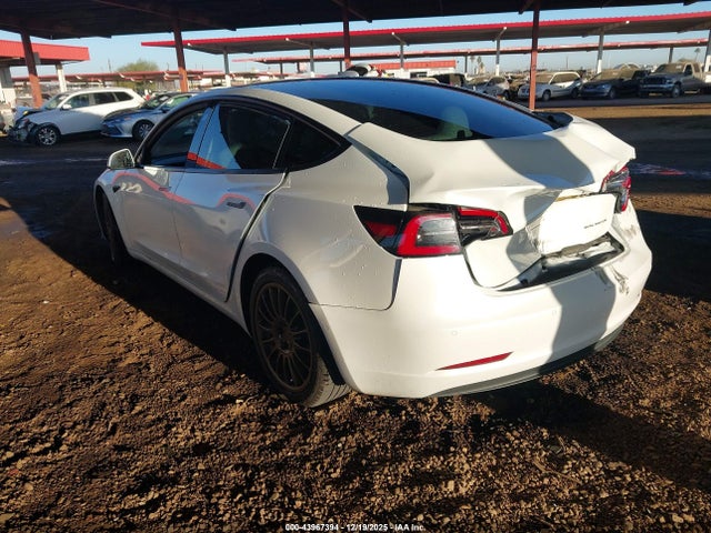 2021 TESLA MODEL 3 5YJ3E1EB7MF001104 Photo 2