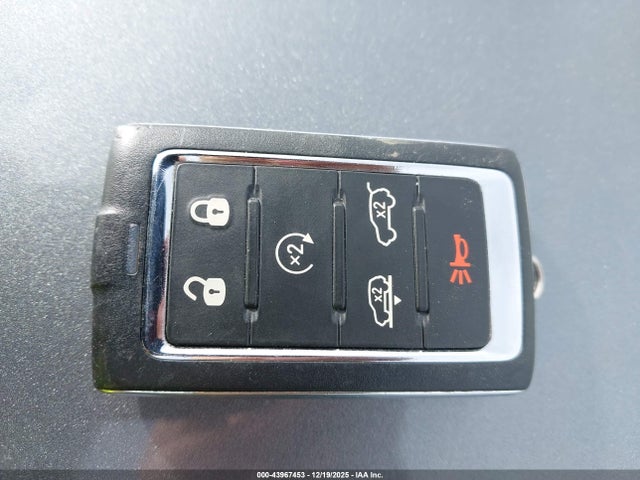 43967453 :رقم المزاد ، 1C4SJSFP4PS578087 vin ، 2023 Jeep Grand Wagoneer L Series Ii 4x4 مزاد بيع