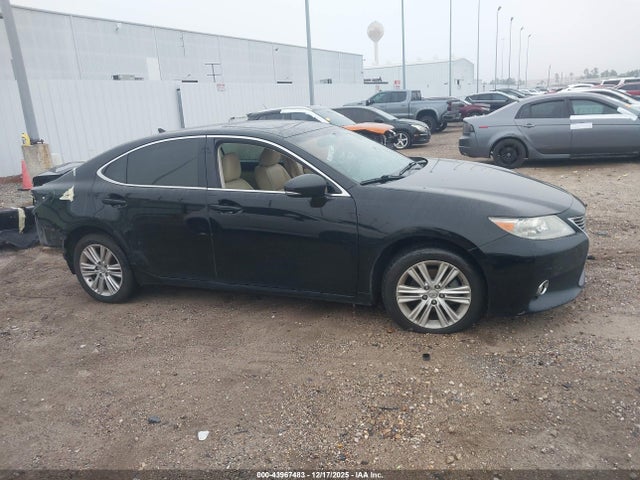 43967483 :رقم المزاد ، JTHBK1GG7D2066100 vin ، 2013 Lexus Es 350 مزاد بيع