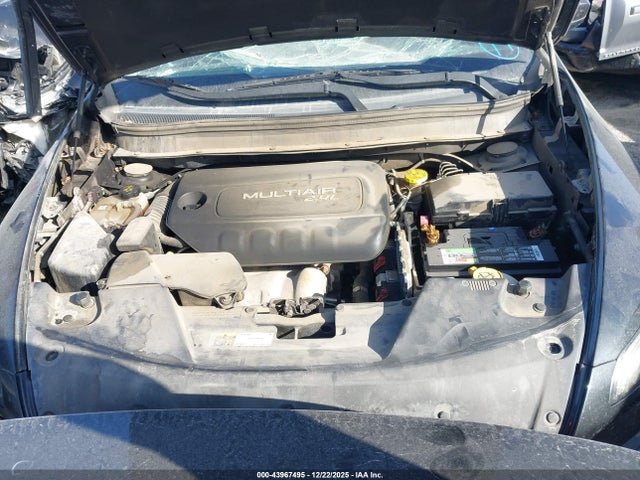 Продаж на аукціоні авто 2015 Jeep Cherokee Latitude, vin: 1C4PJLCB4FW781525, номер лоту: 43967495
